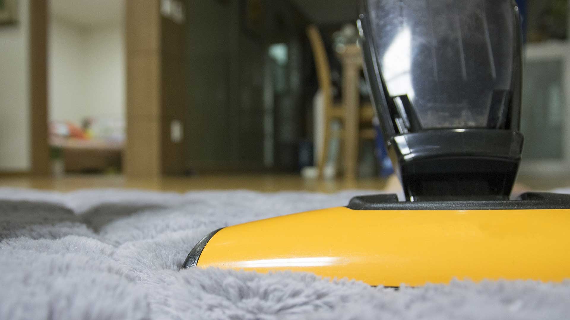 Top-4-Benefits-of-Using-an-Upright-Vacuum-on-lightroom-news