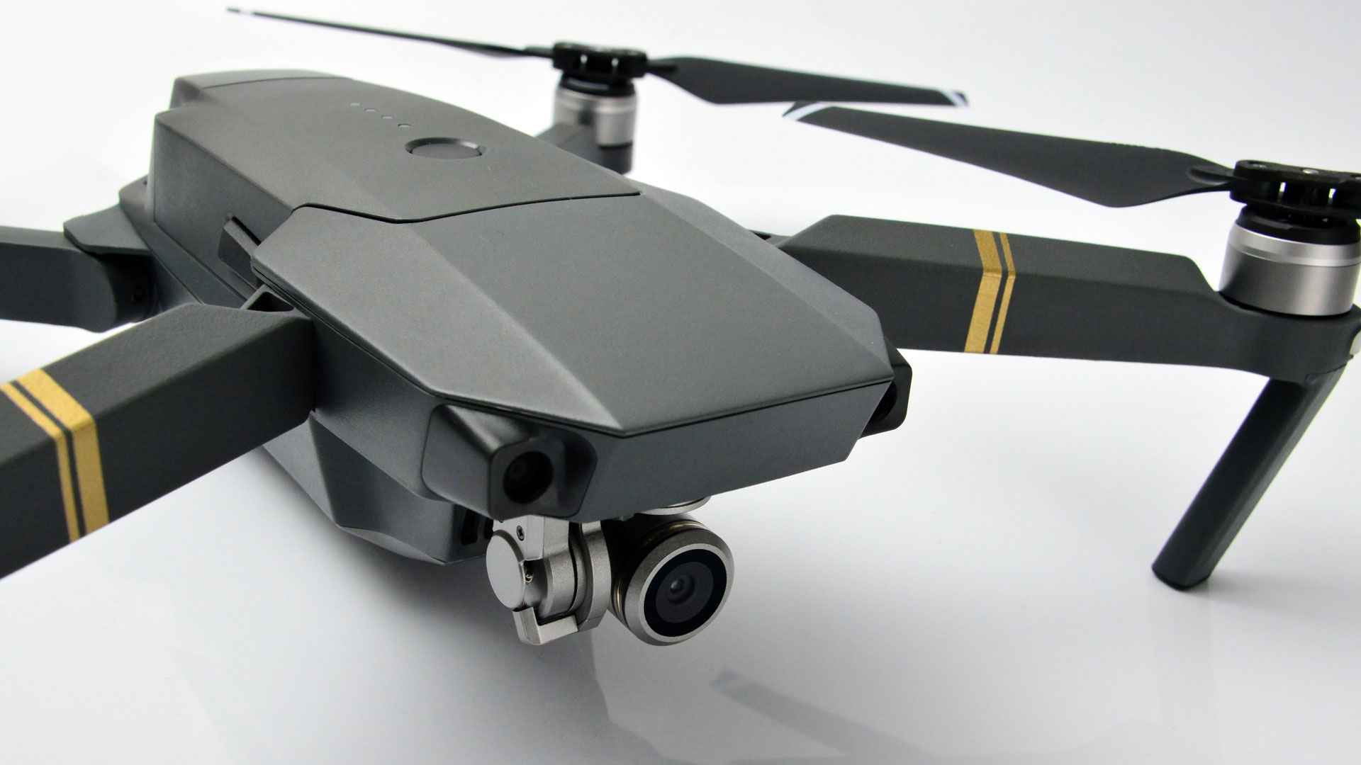 Know-About-DJI-Mavic-Pro-Became-the-Best-Drone-on-LightRoomNews