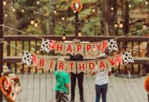 Words-You-Should-Use-In-Someone's-80th-Birthday-Greeting-Cards-on-LightRoomNews